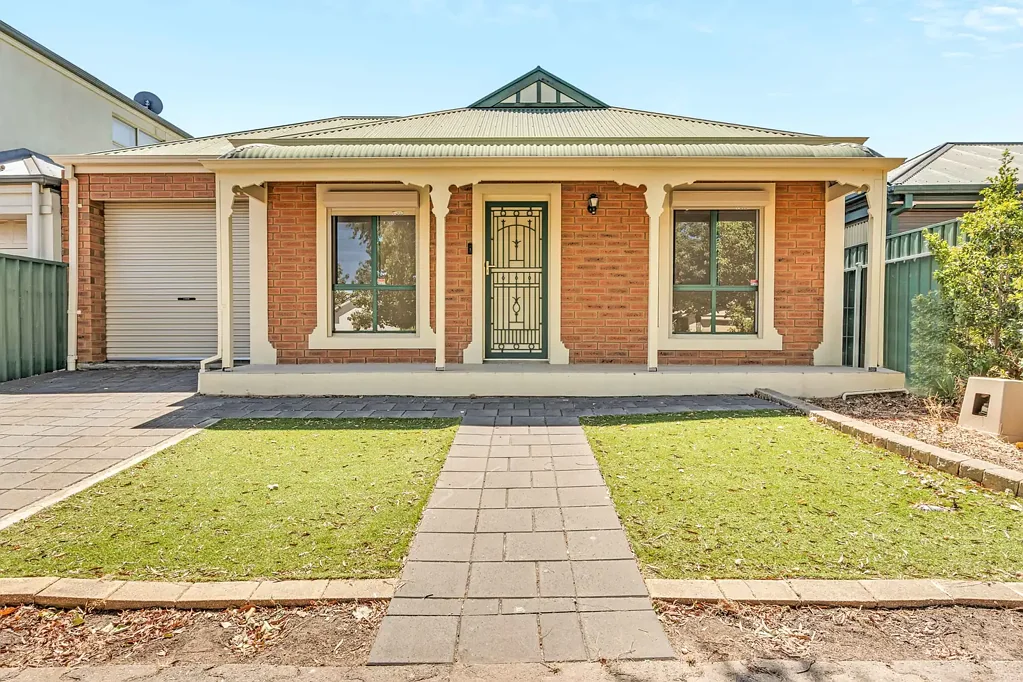 Charming 3-bed home in Hillcrest!