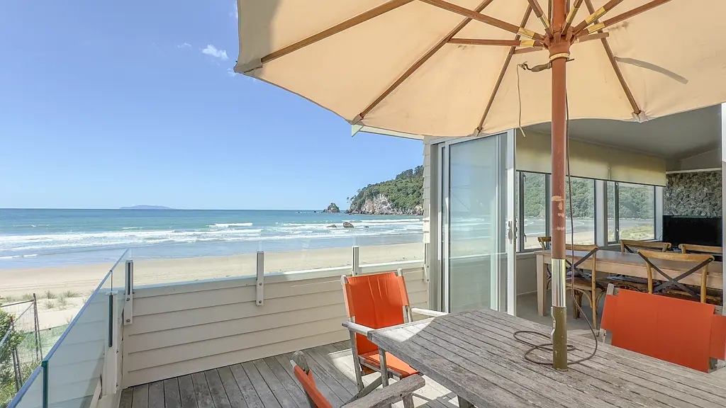 Whangamata 7Phòng ngủ Now Price Below RV - Beachfront