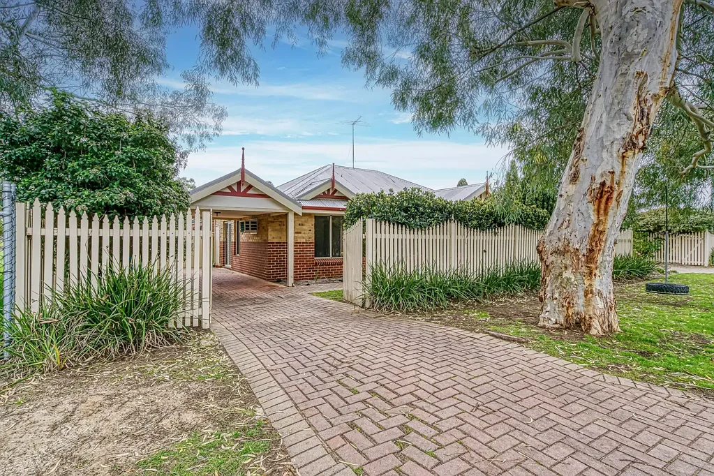 Woodbridge 3房  UNDER OFFER!