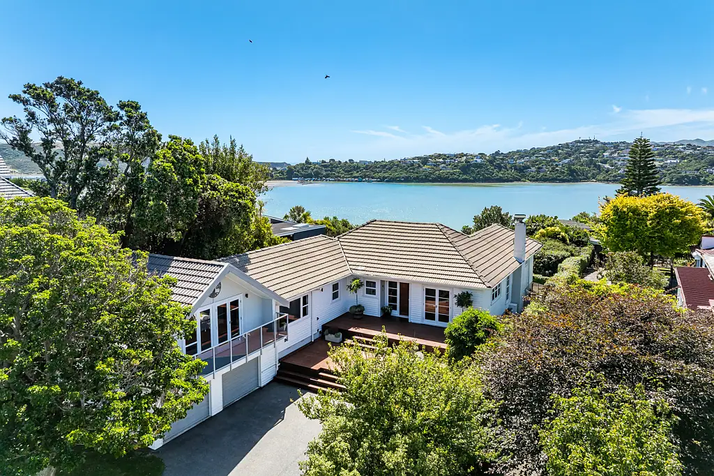 61 Seaview Road, Paremata, Porirua, Wellington