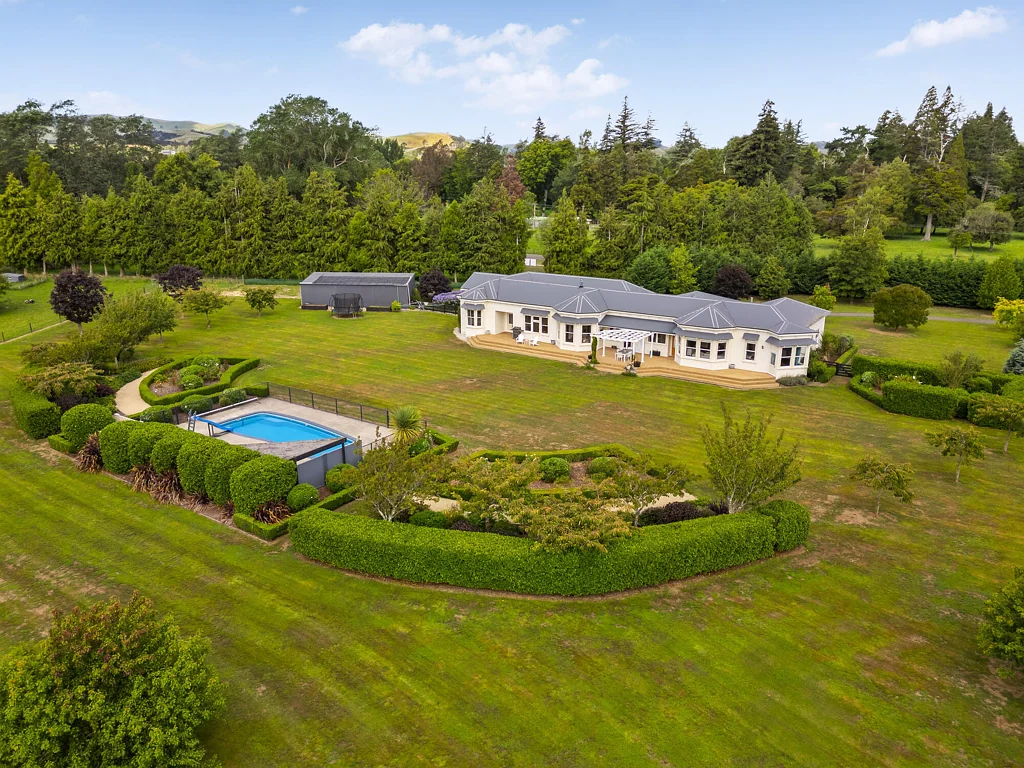 Masterton 6房  Timeless Residence in Top Location