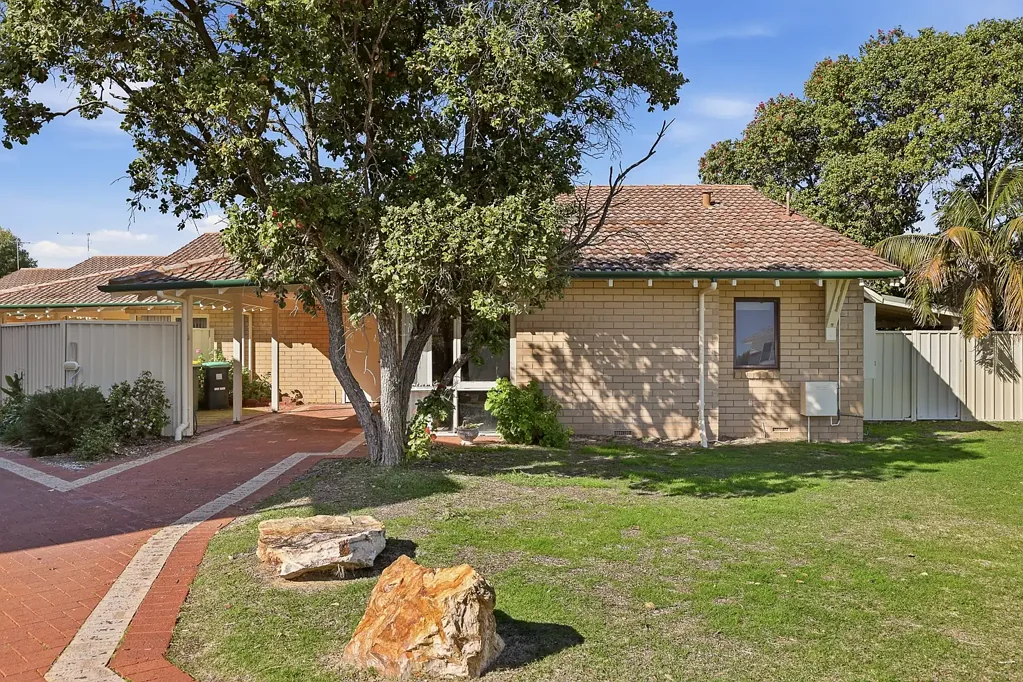 Rockingham 2房  A Coastal Lifestyle Just 250m from the Beach
