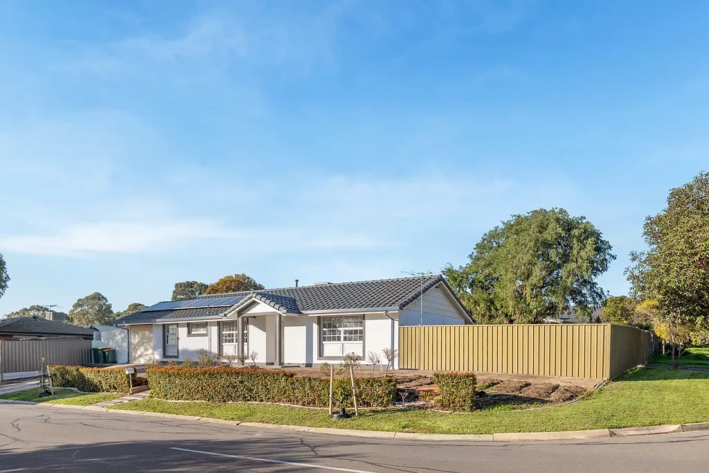 IMMACULATELY PRESENTED HOME IN ST AGNES
