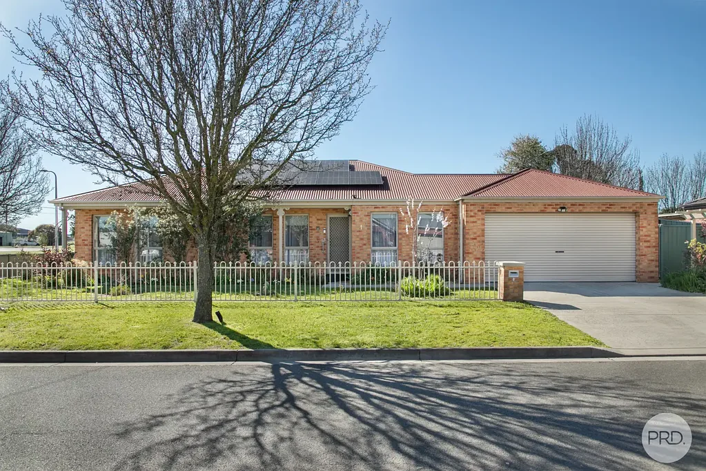Sebastopol 3બેડરૂમ Low Maintenance, Light Filled Home in Quiet & Convenient Location