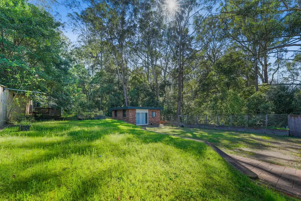 Beecroft 3 Bedroom A great family start or potential duplex or new home site (STCA)