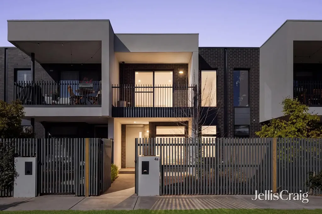 Altona North 2ਬੈੱਡਰੂਮ Modern Townhouse Elegance in Altona North