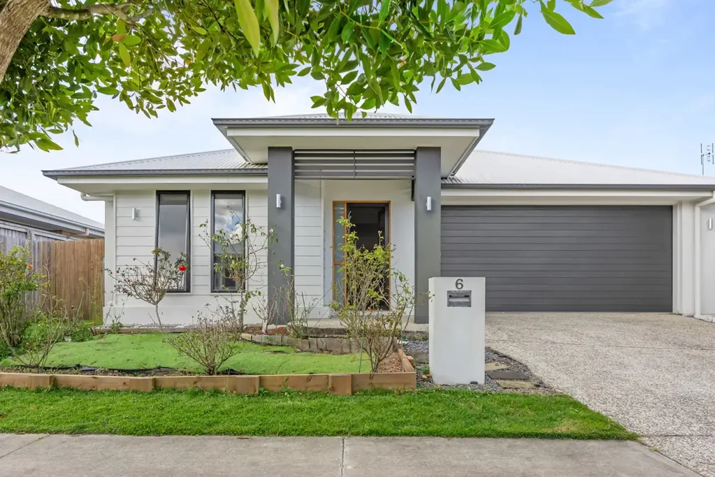 6 Locke Crescent, Baringa, QLD 4551