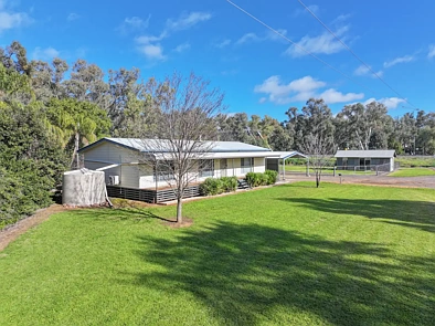 Forbes 3chambre Ray White Forbes - (02) 6851 1411