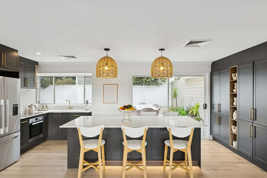 11/2 Chapman Crescent, Avoca Beach, NSW 2251