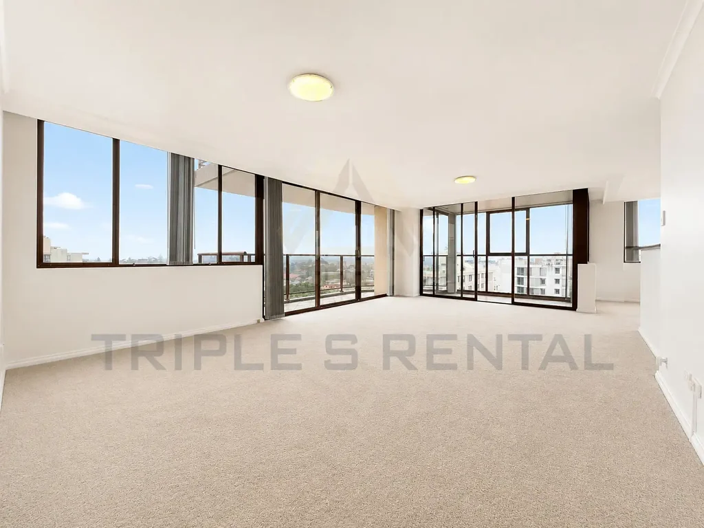 Newly Renovated 2-Bed Oasis with Stunning Triple Aspect Views