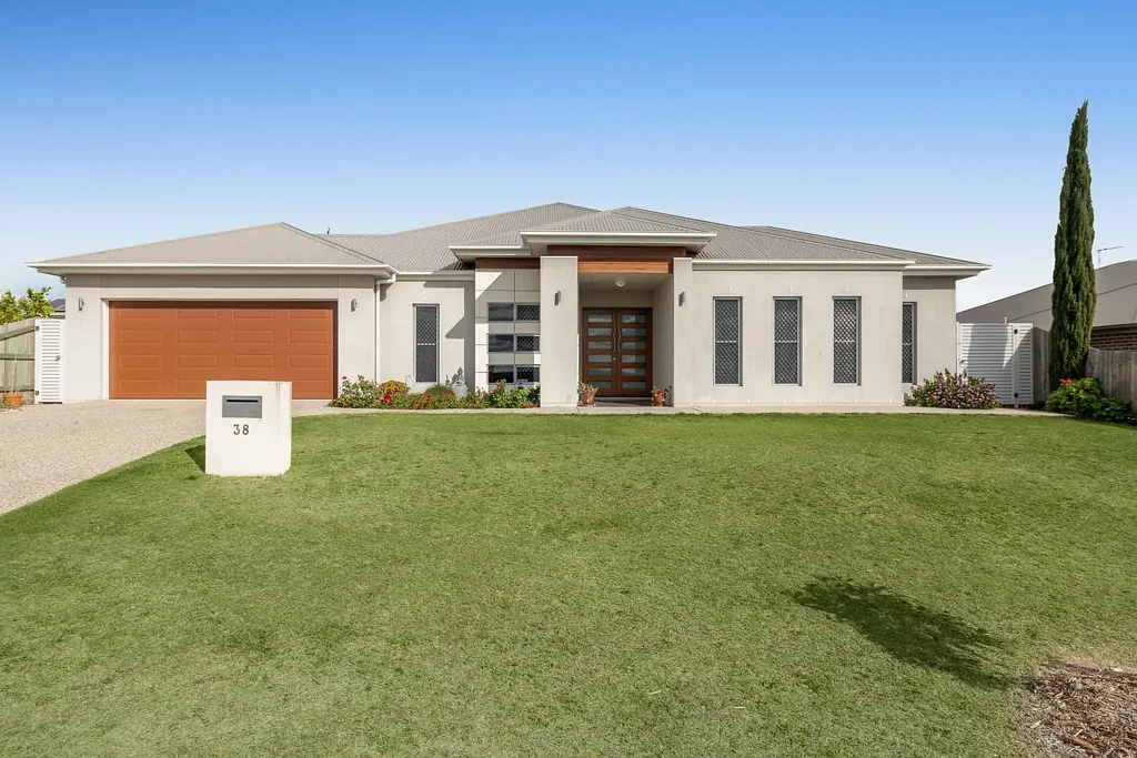 Westbrook 4ห้องนอน Luxurious Family Living with Space, Style & Exceptional Functionality