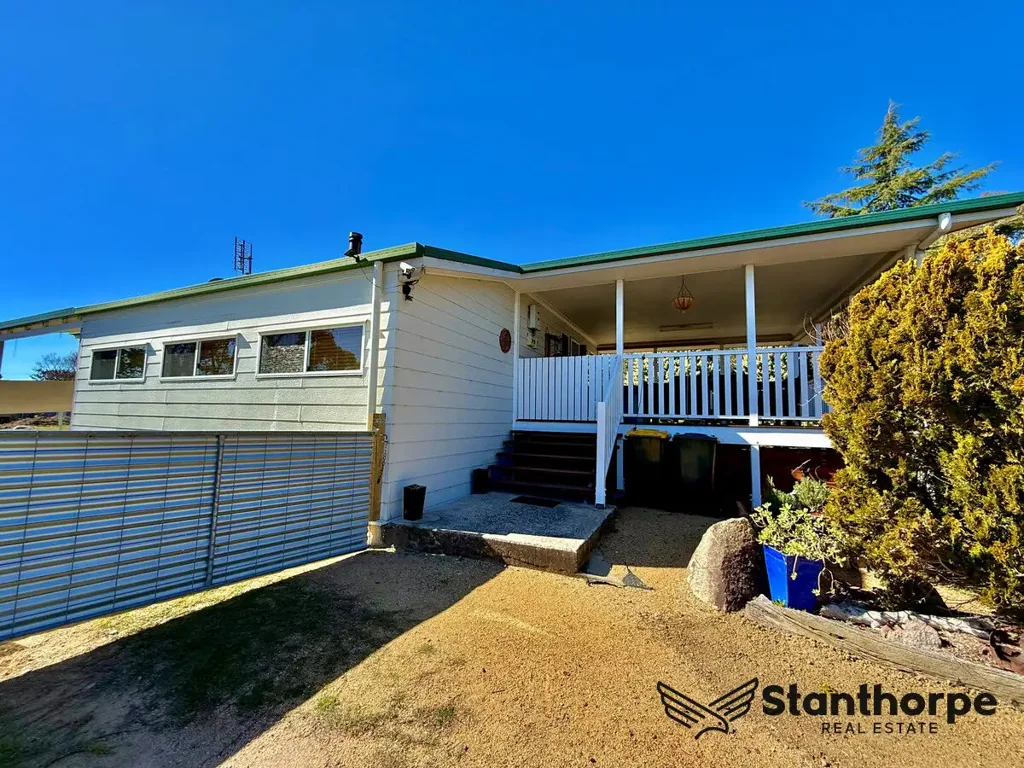Stanthorpe – Prime Position with Great Views and an Amazing Entertainment Deck