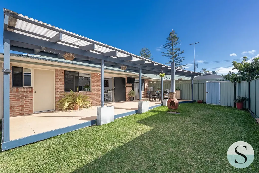 Blacksmiths 3房  On a Budget & Starting Out, Slowing Down or Starting Over? Want Move In Ready, Easy Care, No Fees Living in a Lifestyle Location? It’s All Here!