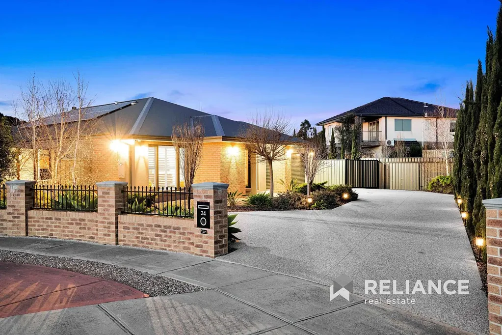 Point Cook 4 Slaapkamer Luxury 38sq JG King Built Home with BlueScope Steel Frame on 958sqm