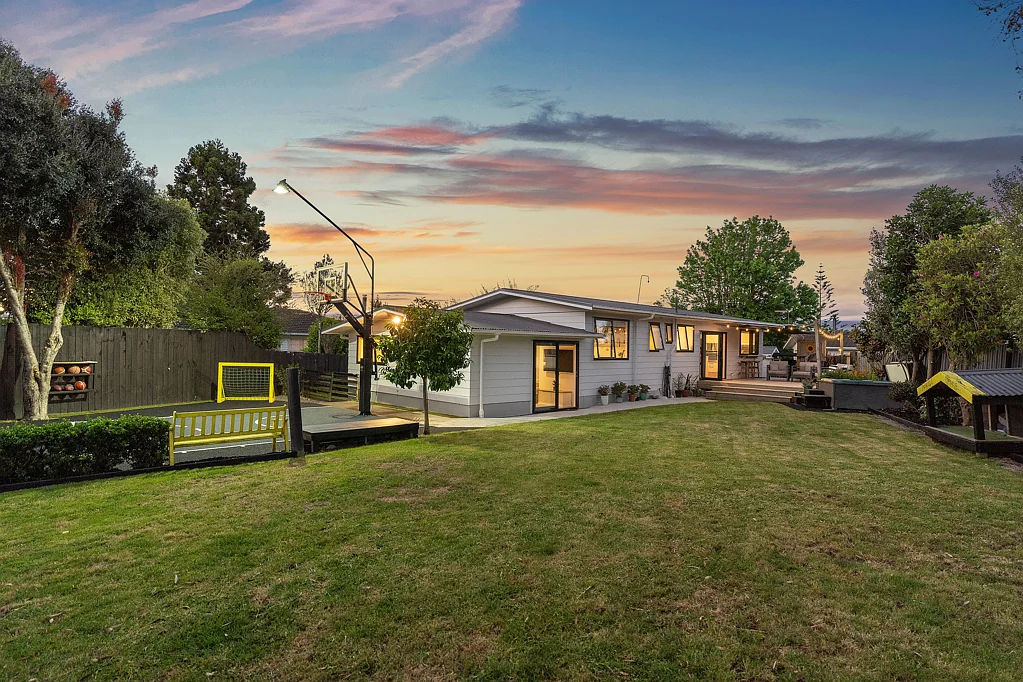 30 Fairdale Place, Birkdale, North Shore City, Auckland