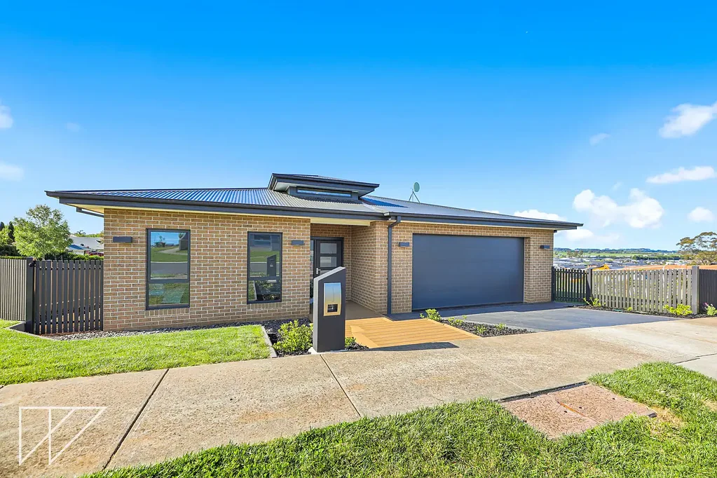 60 Twin Ranges Drive, Warragul, VIC 3820