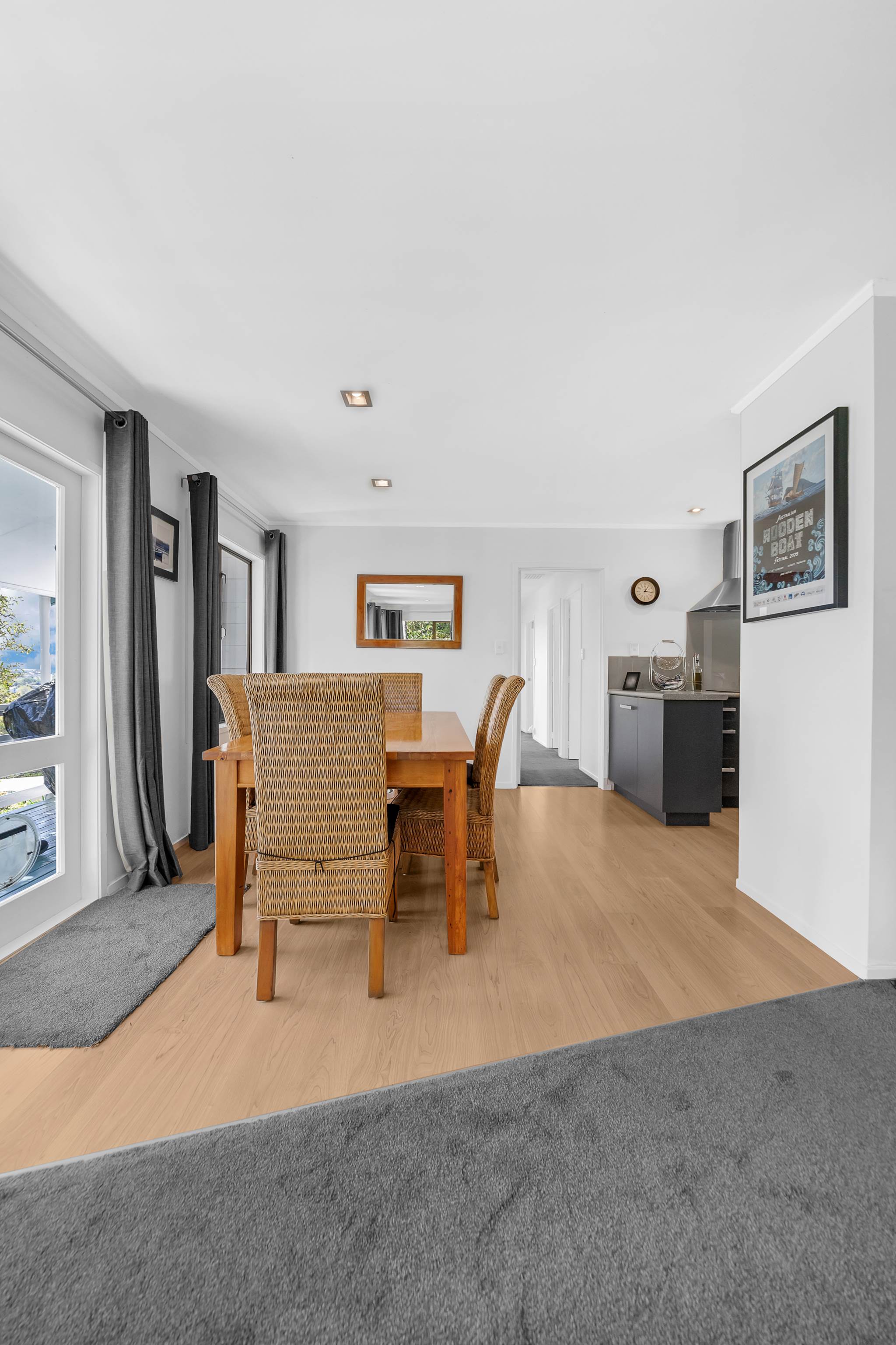 31 Weetman Drive, Browns Bay, photo 8