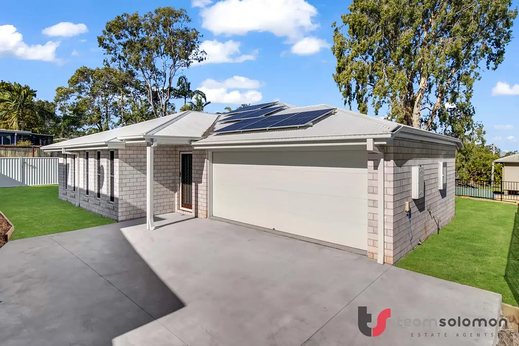 Thornlands 4 Bedroom NEW - WALK TO SCHOOL!