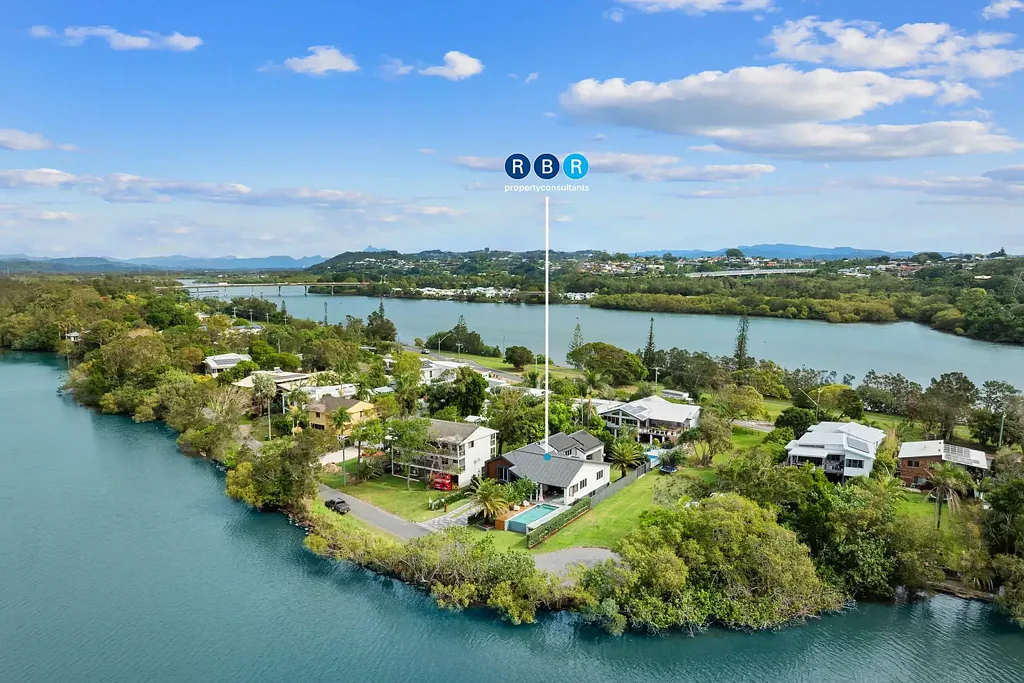 Fingal Head 4房  A Rare Lakefront Sanctuary - Where Coastal Sophistication Meets Serenity