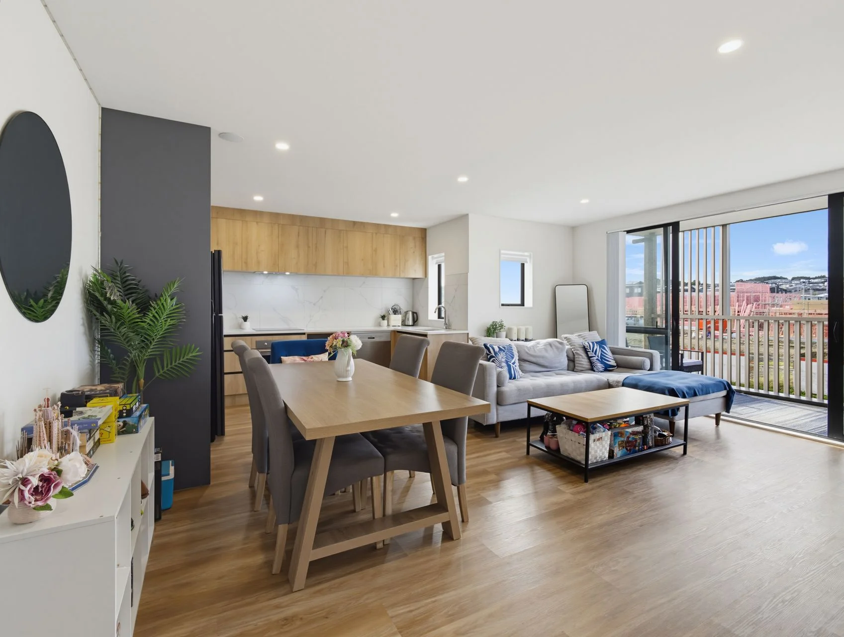 Flat Bush 3બેડરૂમ Schools, Shops & Prime Flat Bush Living