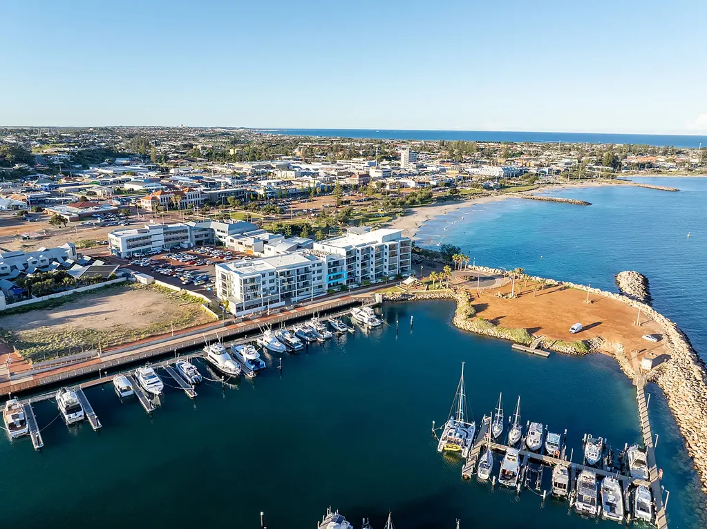 Geraldton 2غرفة نوم Marina-Side Investment with Strong Returns & Lifestyle Appeal