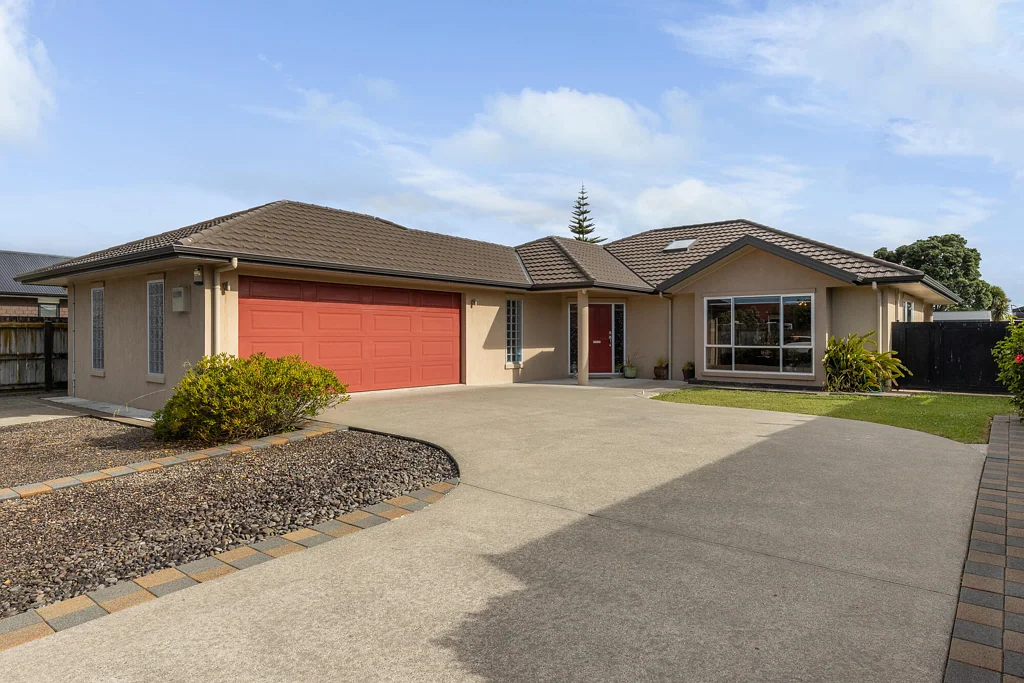 Levin 3Habitaciones Solid, Spacious & Now $720,000