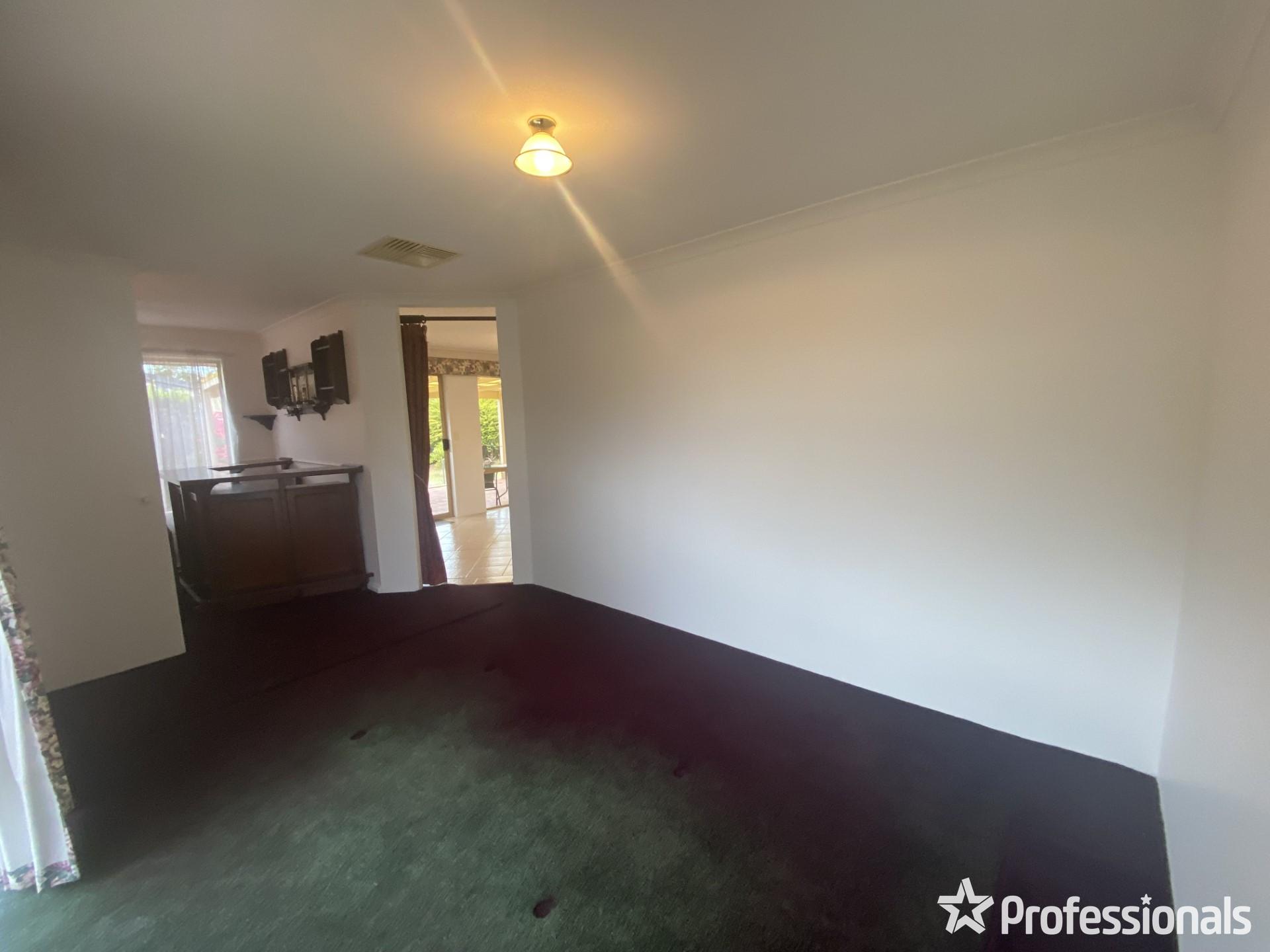 11 FIRETAIL CT, SEVILLE GROVE WA 6112, 0房, 0浴, House