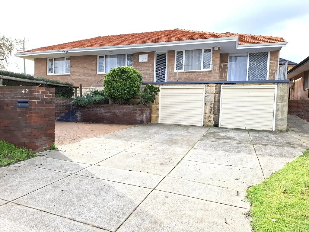 Charming Property at Excellent Location