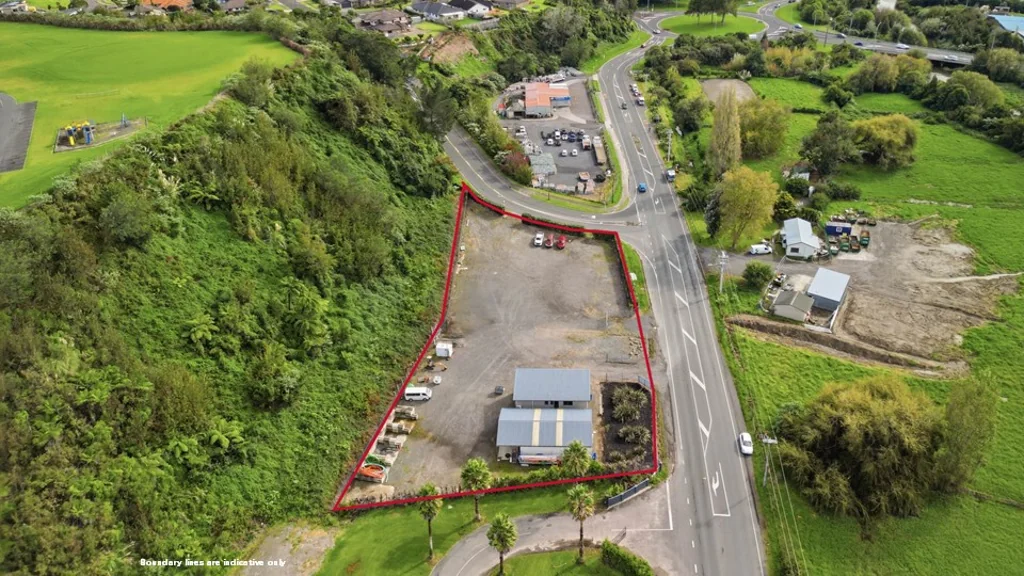 Pyes Pa  Prime 3,902sqm secured yard with holding income