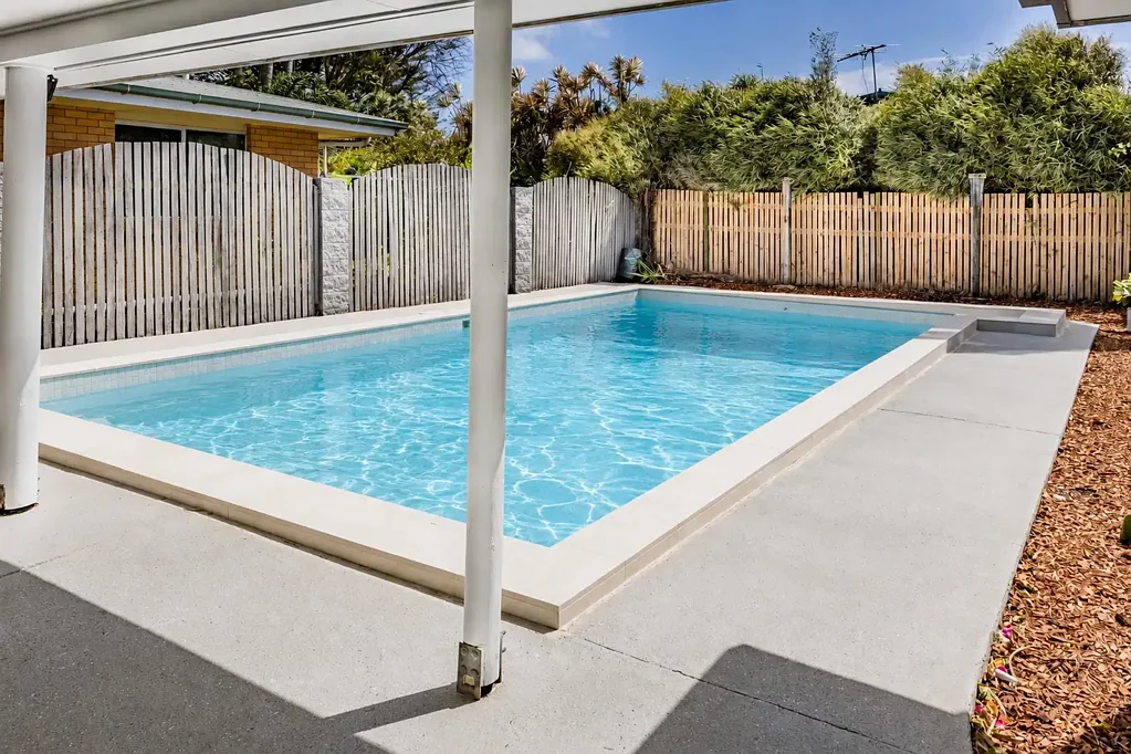 Andergrove 4Zimmer Stunning Renovated Home with Pool & Shed