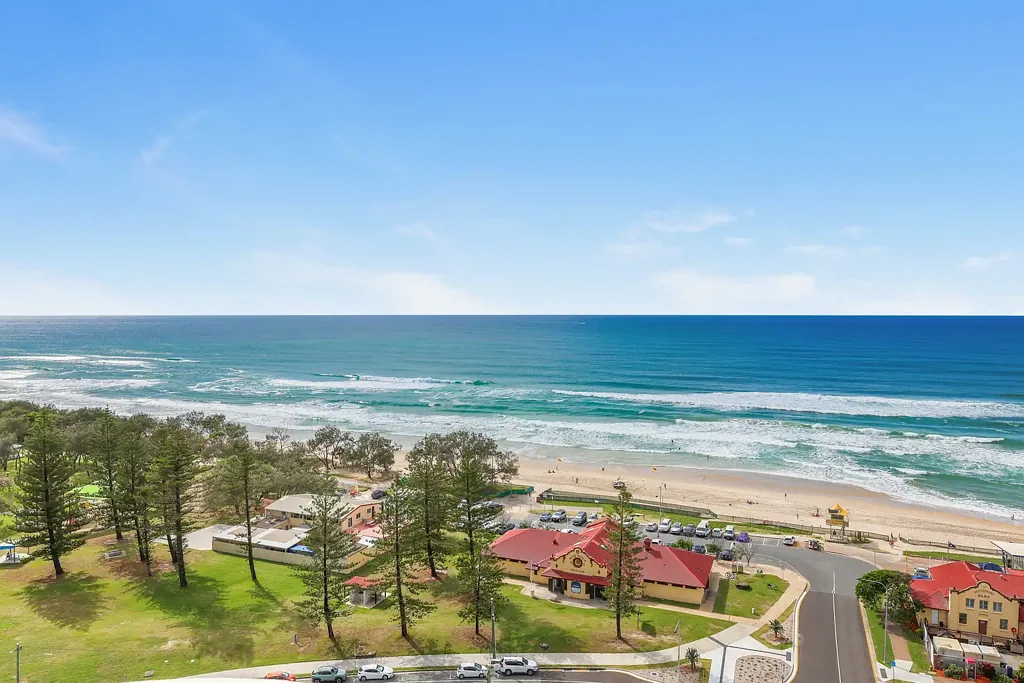 64/3 Cunningham Avenue, Main Beach, QLD 4217