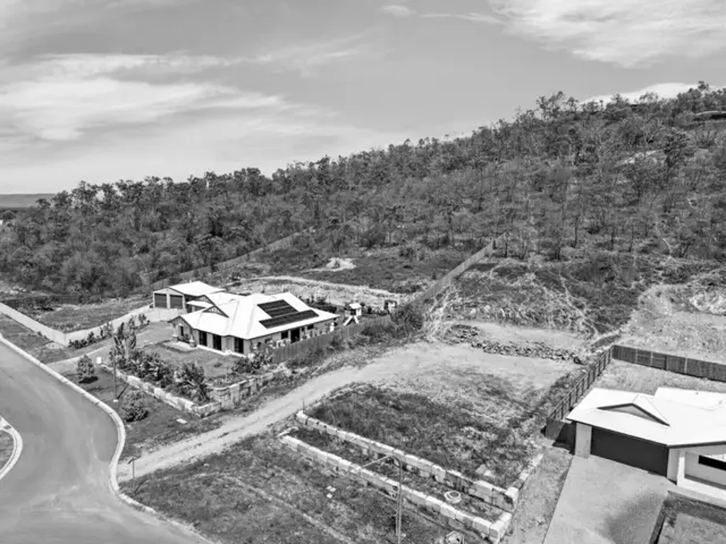 Jensen Acreage-Style Freedom, Peaceful Surrounds & The Lifestyle