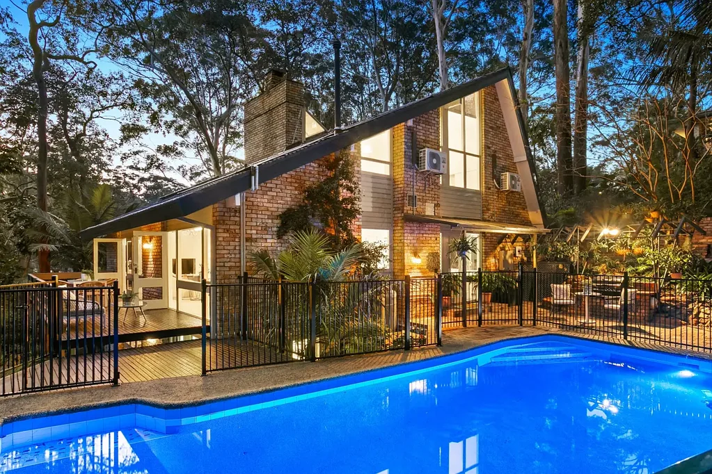 Beecroft 5બેડરૂમ Bushland sanctuary on 1163sqm in Beecroft Public zone