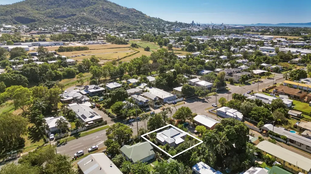 48 Bayswater Road, Hyde Park, QLD 4812