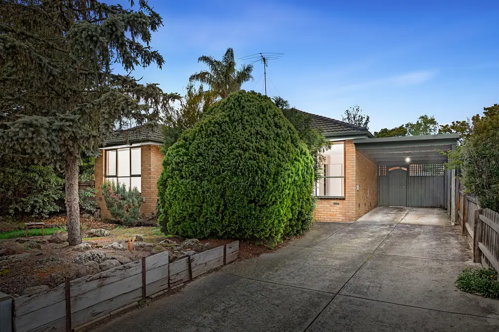42 Silver Ash Avenue, Ashwood, VIC 3147