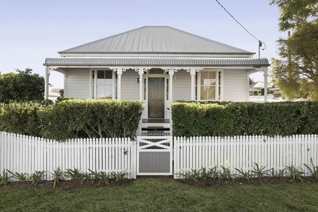 North Toowoomba 3ห้องนอน 'Lorna' - Character, Charm & A Lifestyle You’ll Love