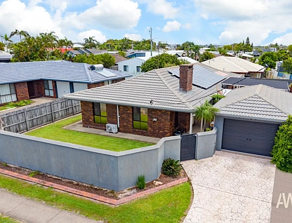 32 Nicklin Way, Parrearra, QLD 4575, 4 ਕਮਰੇ, 2 ਬਾਥਰੂਮ, House