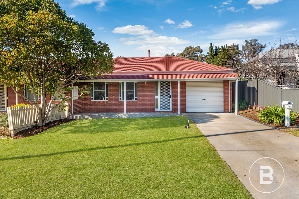 2/9 Eadie Street, Quarry Hill, VIC 3550