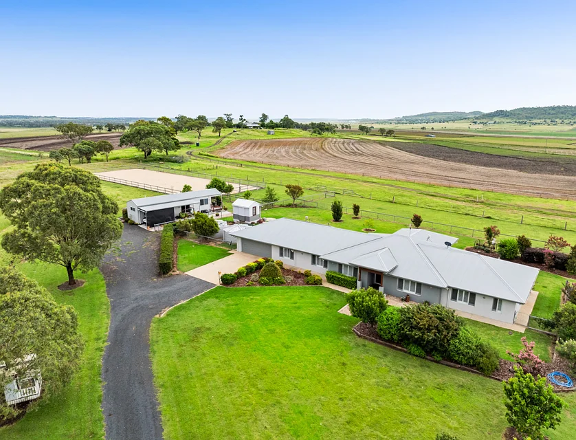 113 Blackwell Road, Westbrook, Toowoomba, 4 कमरे, 3 बाथरूम, Lifestyle Section