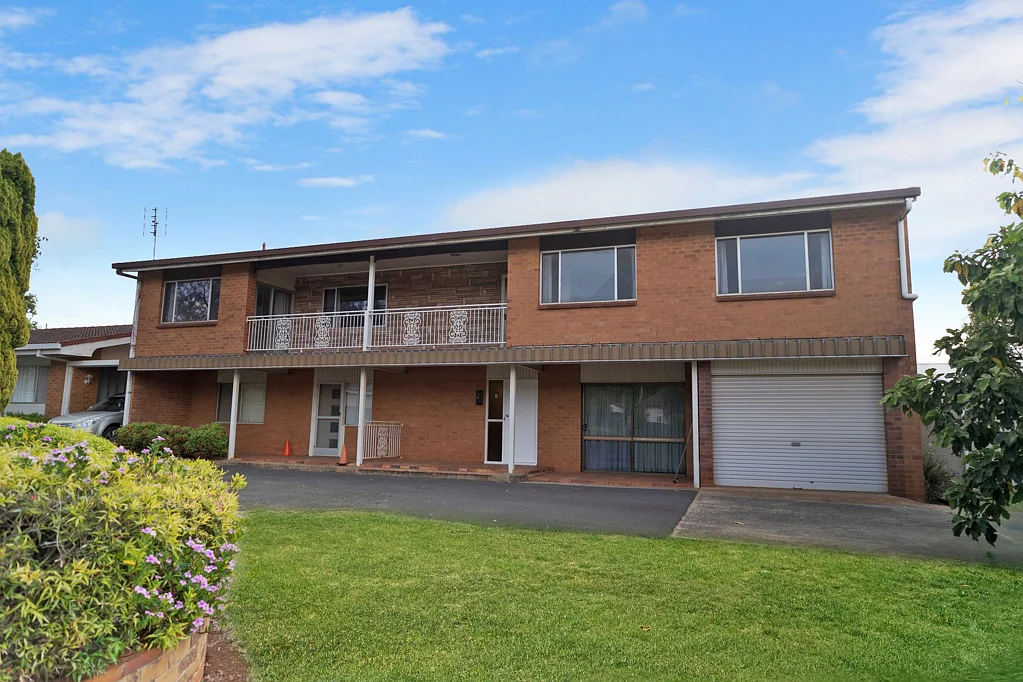 Spacious and open Unit