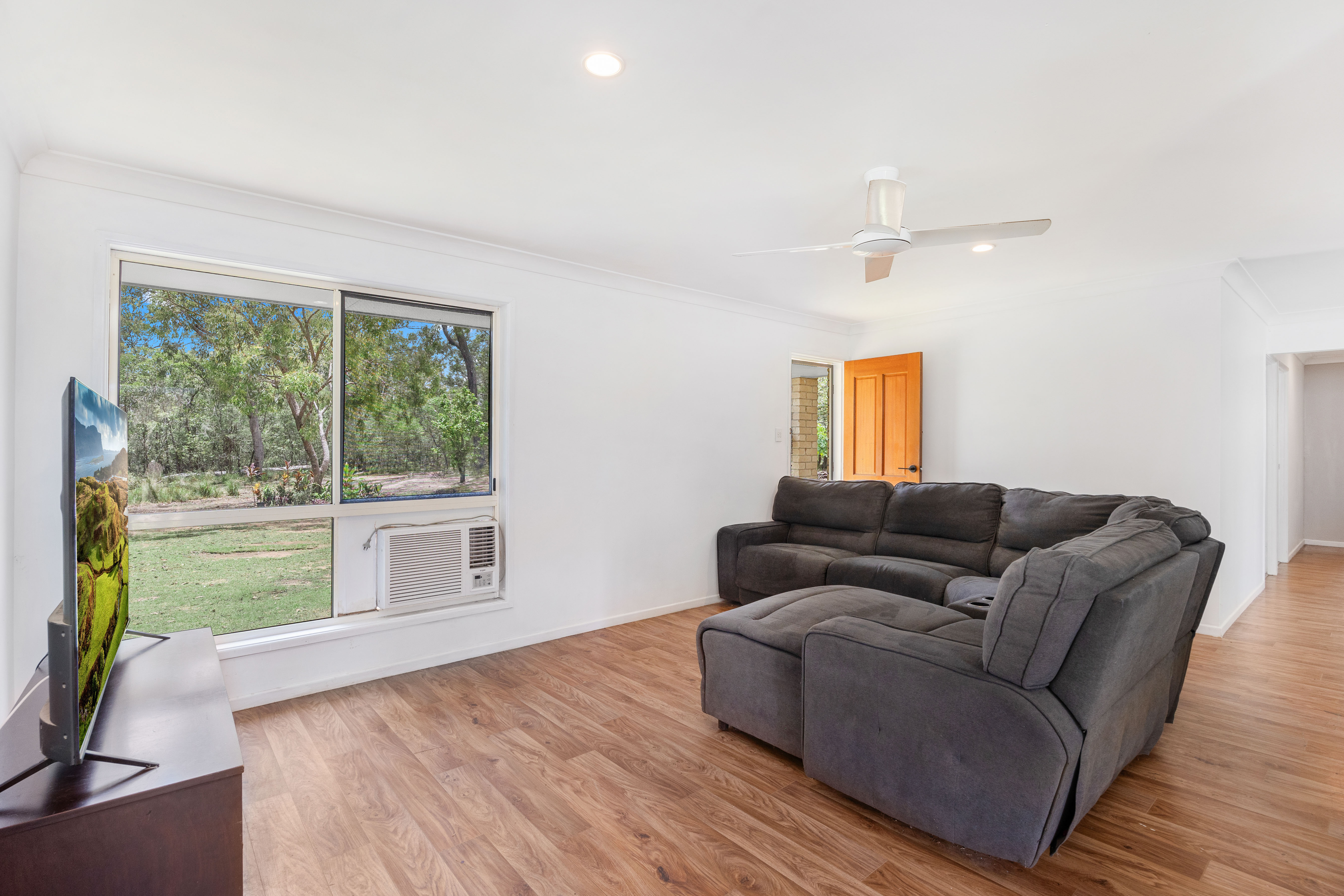 88 HUNTER ST, TORBANLEA QLD 4662, 0 habitaciones, 0 baños, Lifestyle Property