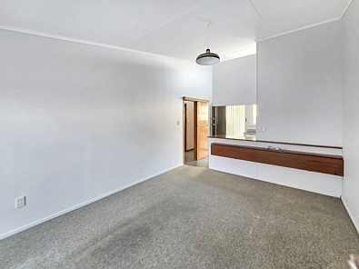 Onehunga - One Tree Hill - Location Location Location - 2 Bedroom Unit