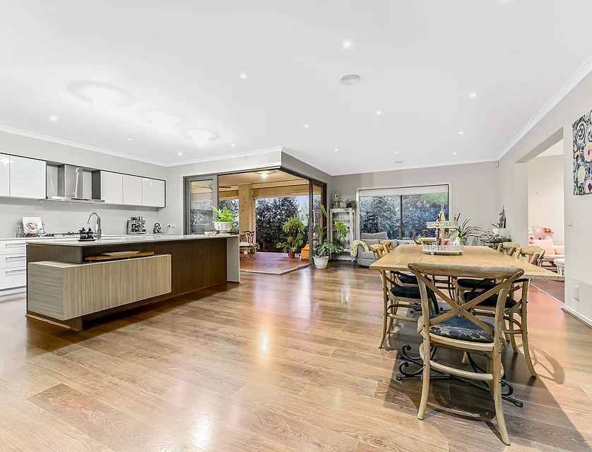 1 Brindabella Circuit, Sandhurst, Mornington Peninsula, 4房, 2浴, House
