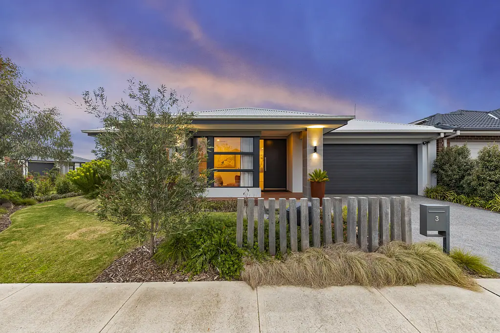 3 Kallista Circuit, Officer, VIC 3809