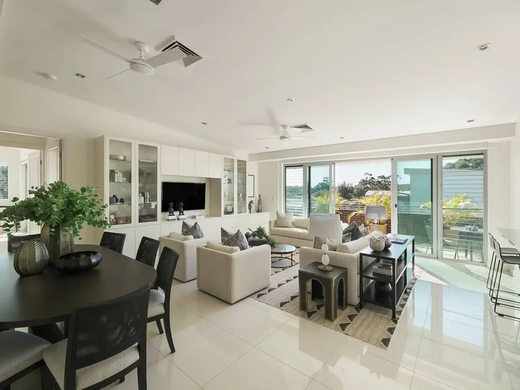 Lindfield 4 Bedroom Luxurious Whole-Floor Penthouse in a Perfect East Side Village Setting - Walk to Everything