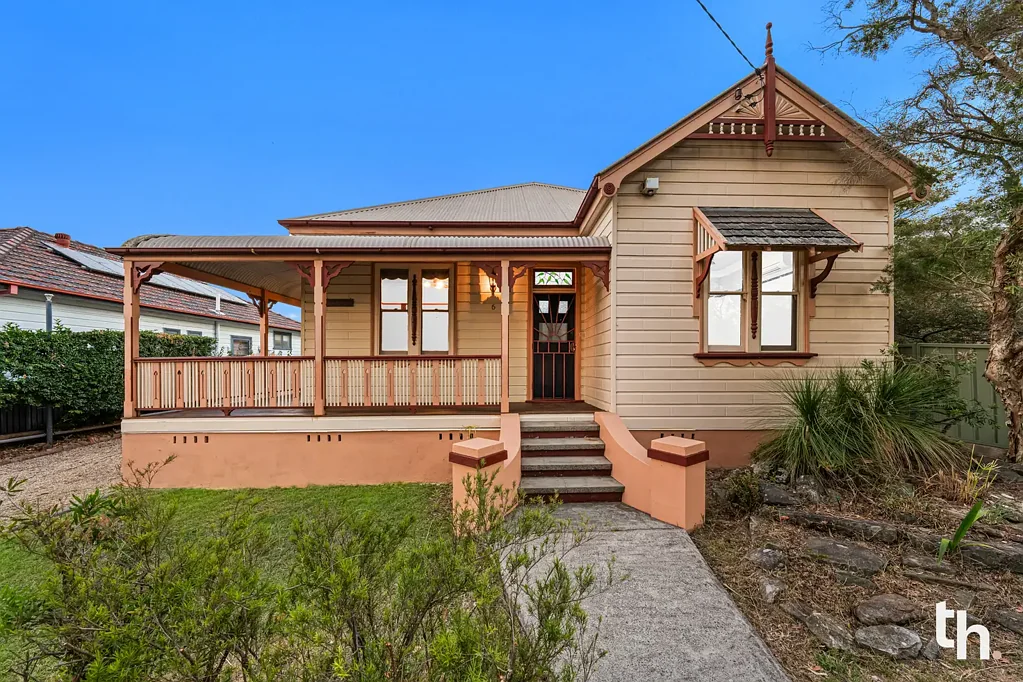 New Lambton 3房  Character Home Occupying a Stellar Lifestyle Location