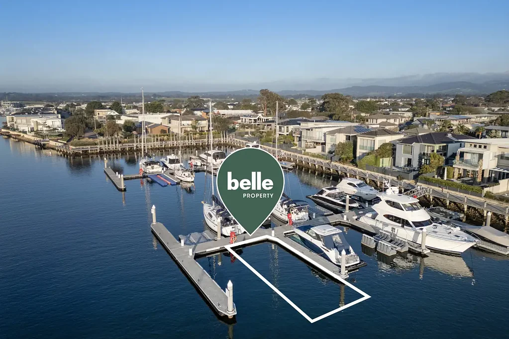 Safety Beach The Western Marina's largest freehold berth!
