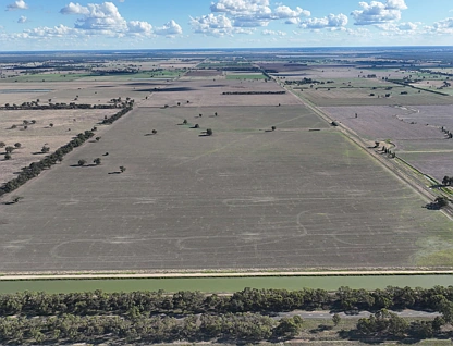 "Goonwarra"/1 Warragoon Road, Deniliquin, Murray, 0 chambres, 0 salles de bain, Lifestyle Property