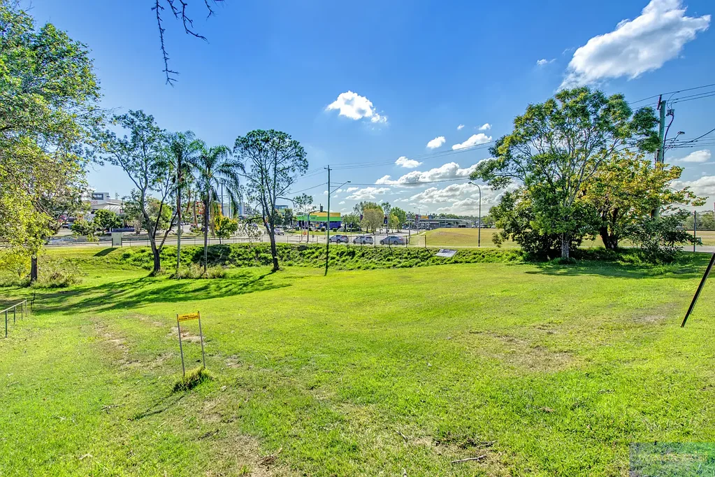 Beenleigh  Developers take notice! Unparalleled development opportunity on the edge of Beenleigh CBD!