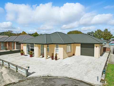 Pahiatua 2房  EASY CARE LIVING - MODERN TOWNHOUSE!!